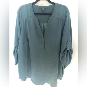 *CLOSING SHOP MUST GO*Torrid blouse